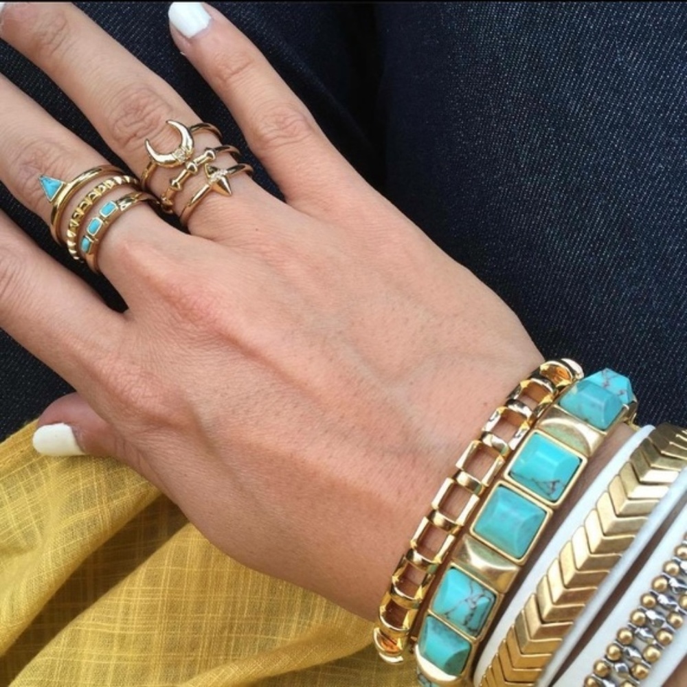 :: Stella & Dot Gold Aurora Ring Set Of 3 - Picture 4 of 6